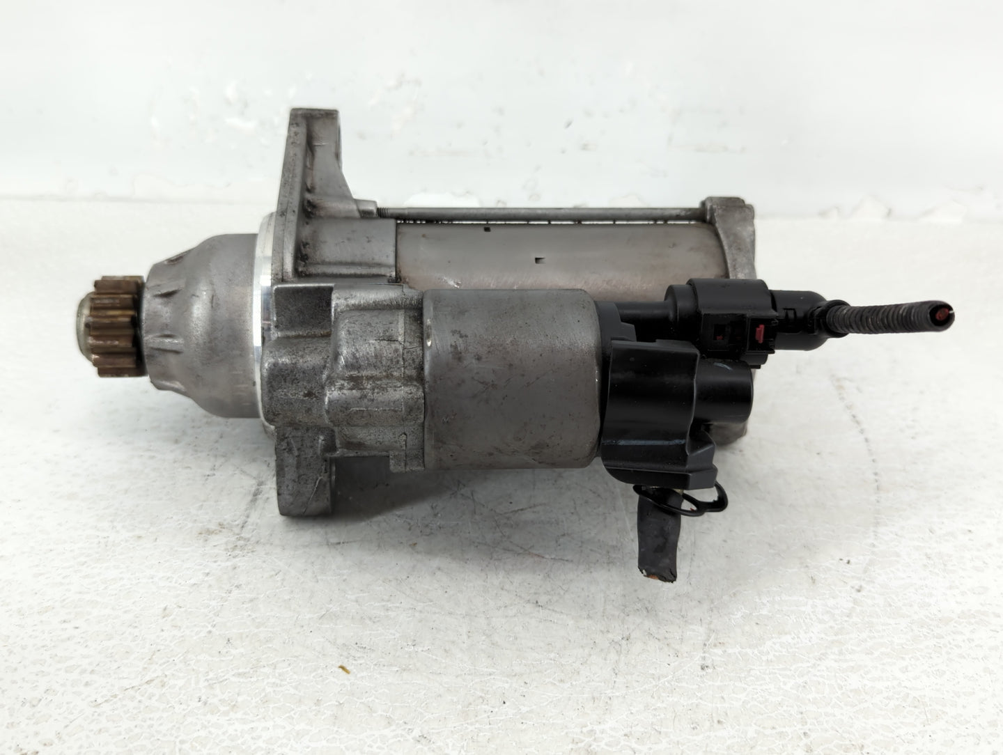 2019-2021 Volkswagen Jetta Car Starter Motor Solenoid OEM P/N:04042018 0AM 911 023 N Fits Fits 2019 2020 2021 OEM Used Auto 
