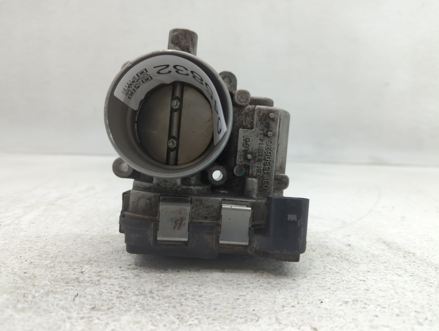 2019-2021 Volkswagen Jetta Throttle Body P/N:03F133062C Fits Fits 2016 2017 2018 2019 2020 2021 OEM Used Auto Parts - Oemuse