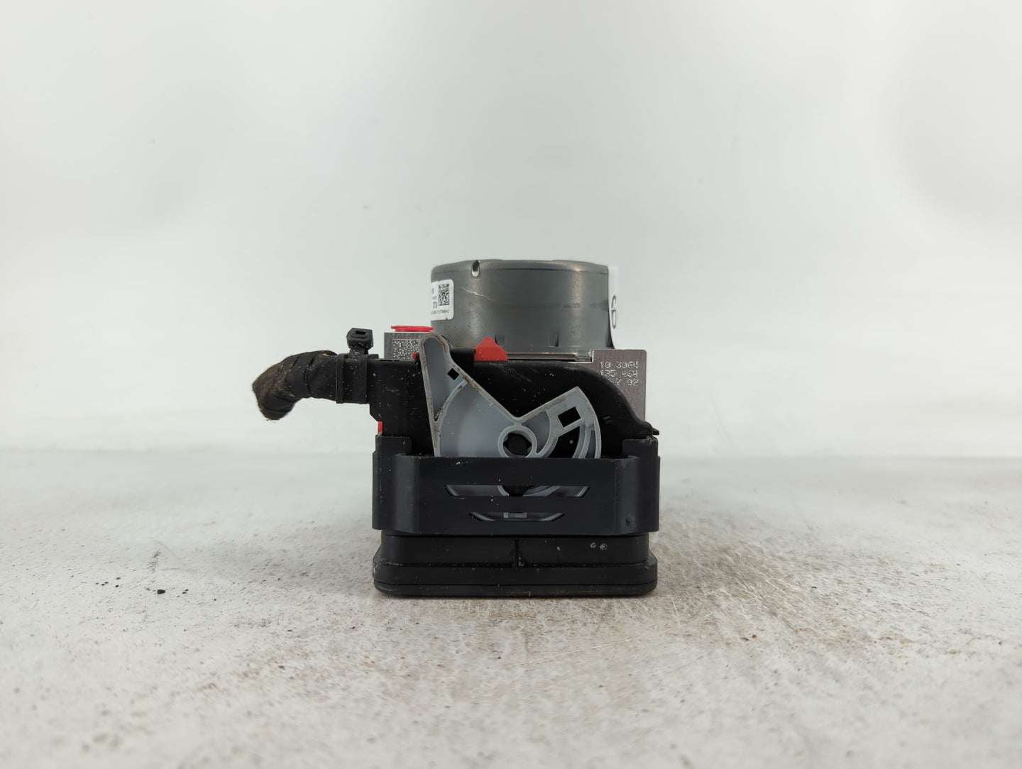 2019 Volkswagen Jetta ABS Pump Control Module Replacement P/N:5Q0 614 517 EB Fits OEM Used Auto Parts - Oemusedautoparts1.co
