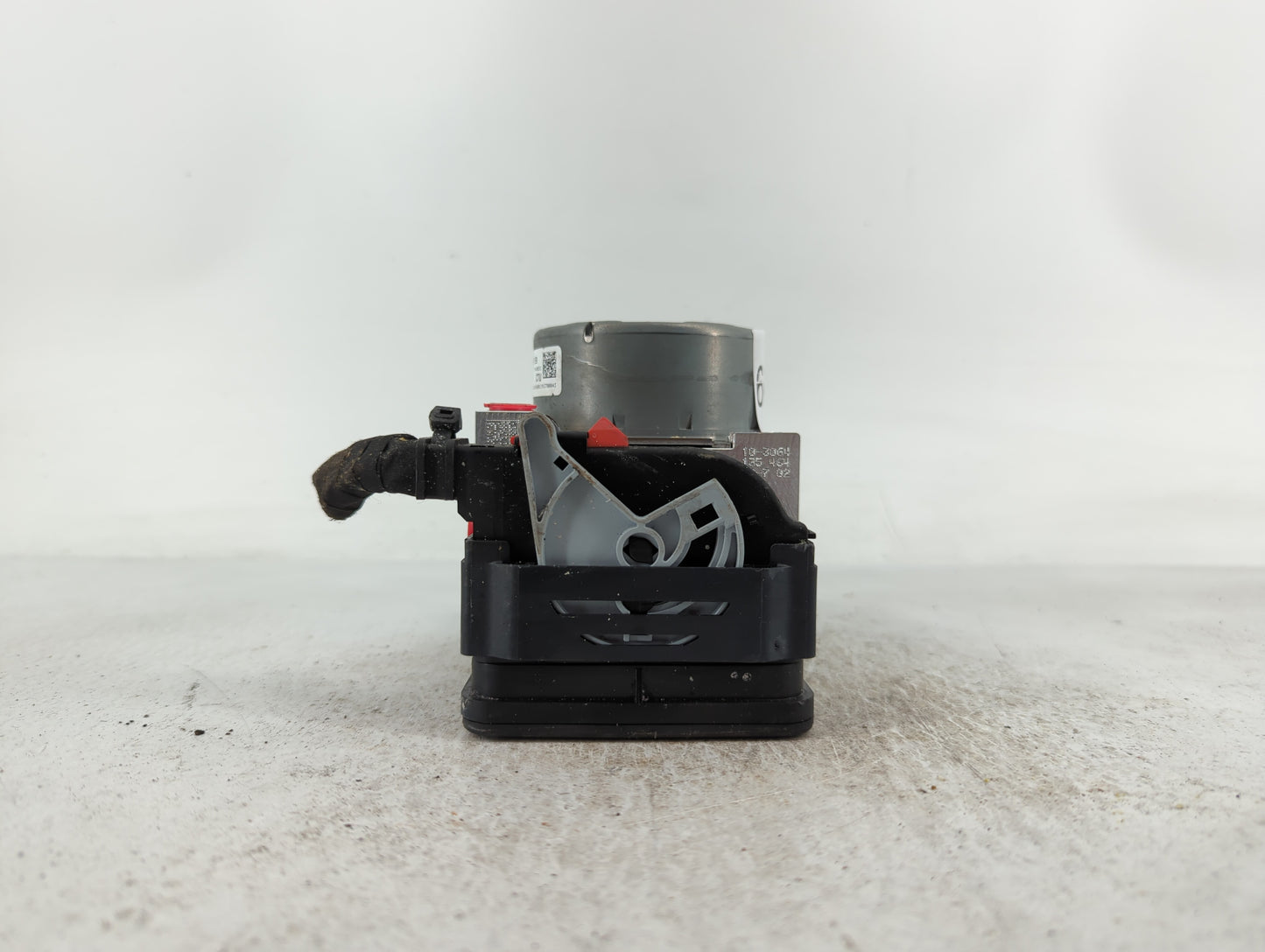 2019 Volkswagen Jetta ABS Pump Control Module Replacement P/N:5Q0 614 517 EB Fits OEM Used Auto Parts - Oemusedautoparts1.co