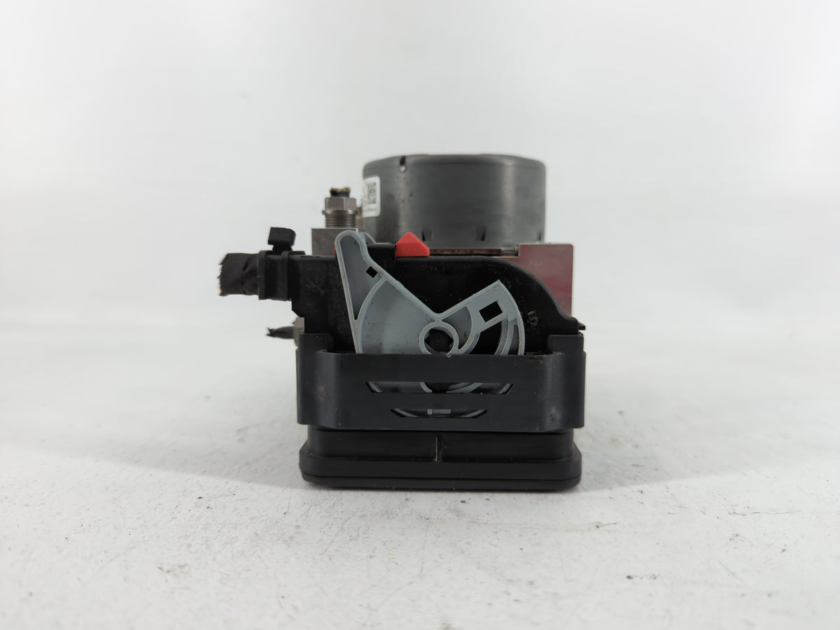 2019 Volkswagen Jetta Anti-Lock Brake ABS Pump Module Actuator OEM P/N:5Q0 614 517 EB Fits OEM Used Auto Parts - Oemusedauto