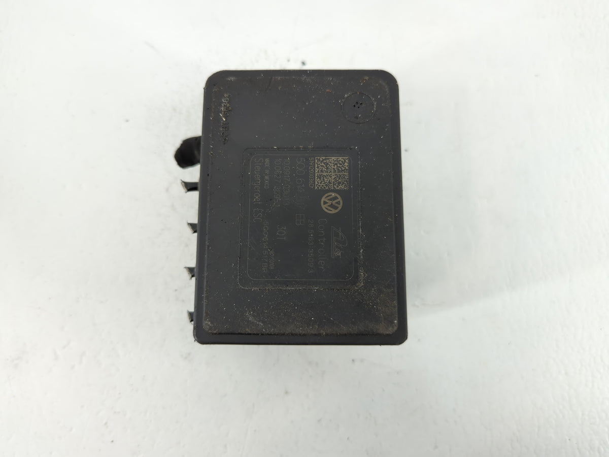 2019 Volkswagen Jetta Anti-Lock Brake ABS Pump Module Actuator OEM P/N:5Q0 614 517 EB Fits OEM Used Auto Parts - Oemusedauto