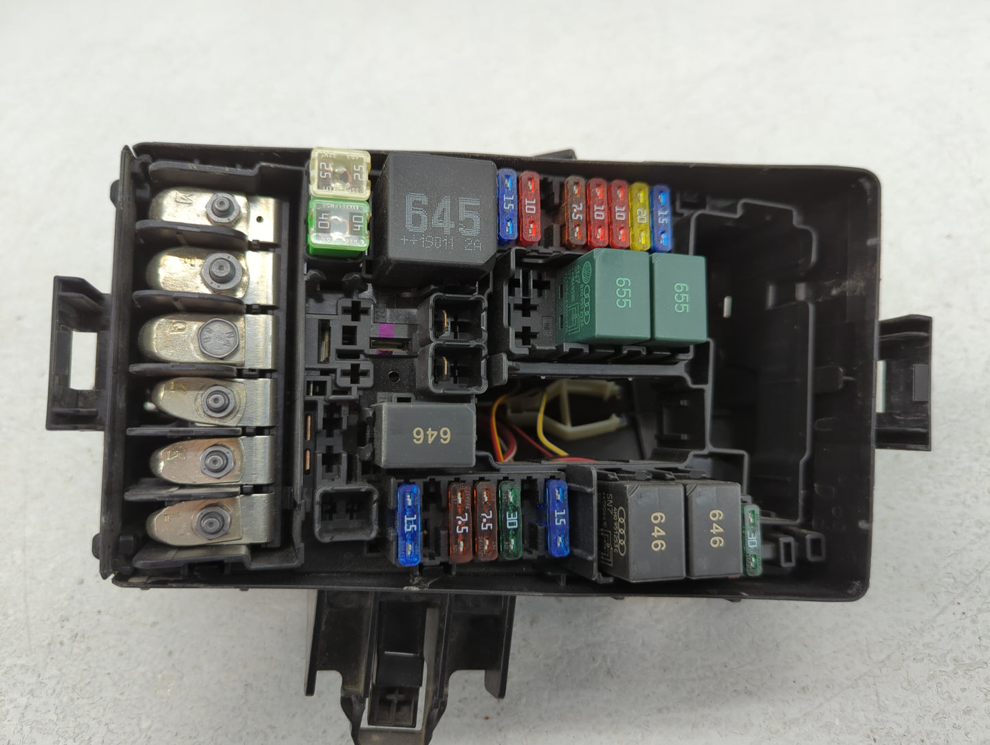 2019-2021 Volkswagen Jetta Fusebox Fuse Box Panel Relay Module P/N:5Q0907361F Fits Fits 2019 2020 2021 OEM Used Auto Parts -