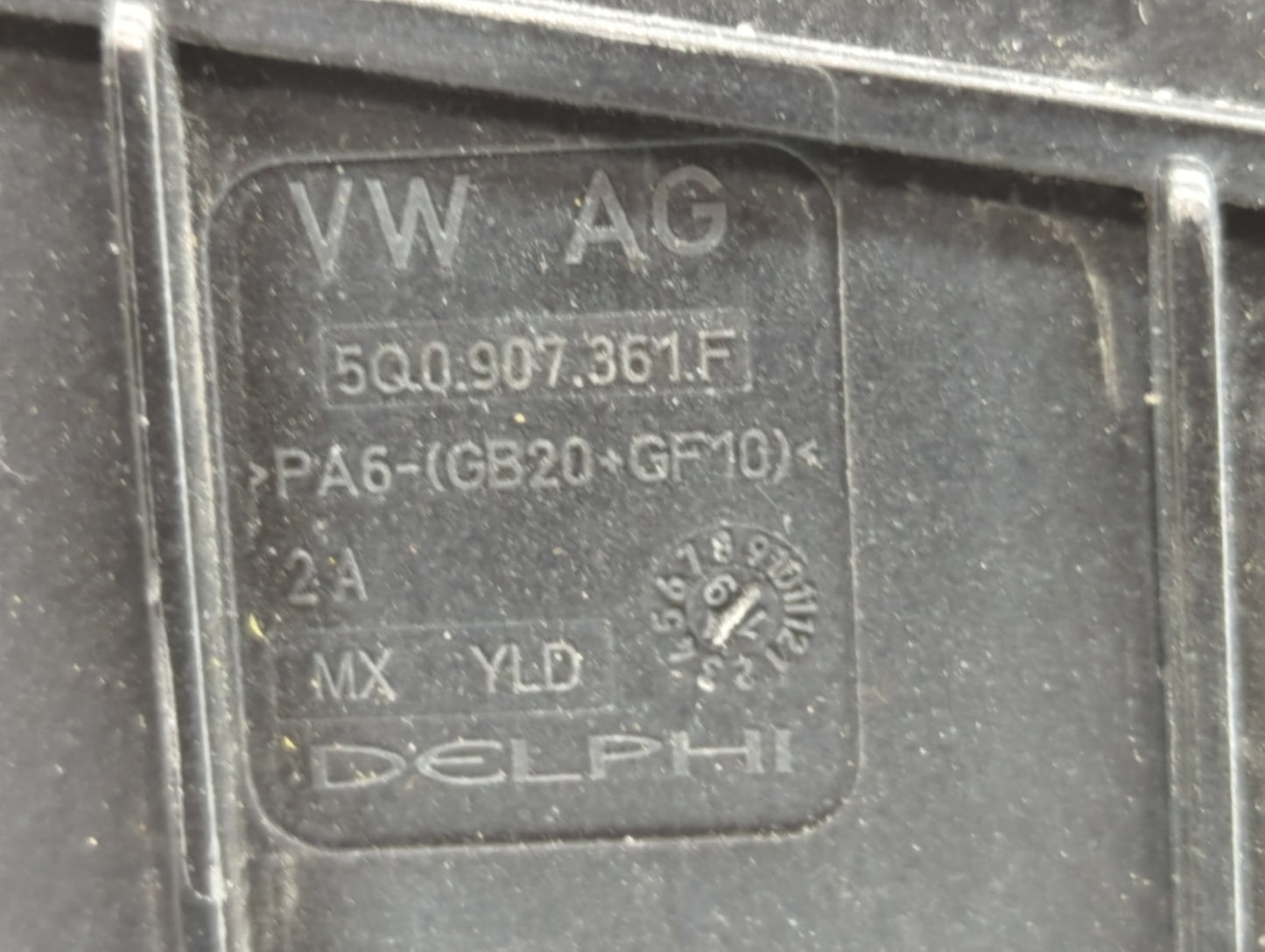 2019-2021 Volkswagen Jetta Fusebox Fuse Box Panel Relay Module P/N:5Q0907361F Fits Fits 2019 2020 2021 OEM Used Auto Parts -