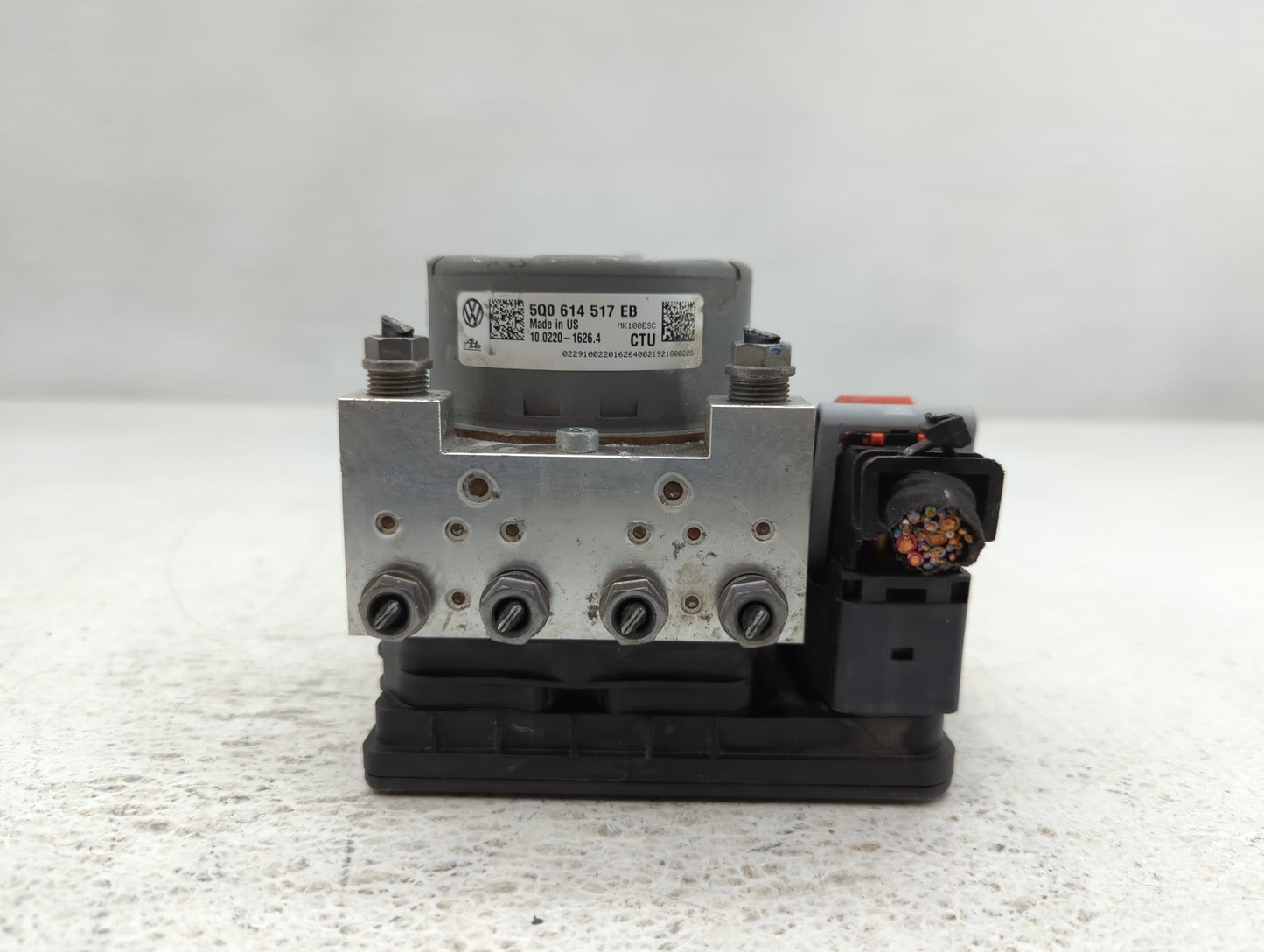 2019 Volkswagen Jetta ABS Pump Control Module Replacement P/N:5Q0 614 517 EB Fits OEM Used Auto Parts - Oemusedautoparts1.co