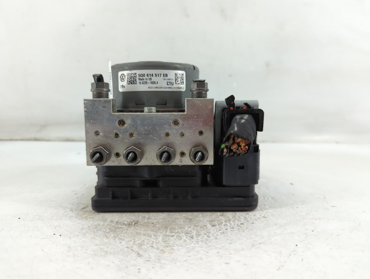 2019 Volkswagen Jetta Anti-Lock Brake ABS Pump Module Actuator OEM P/N:5Q0 614 517 EB Fits OEM Used Auto Parts - Oemusedauto