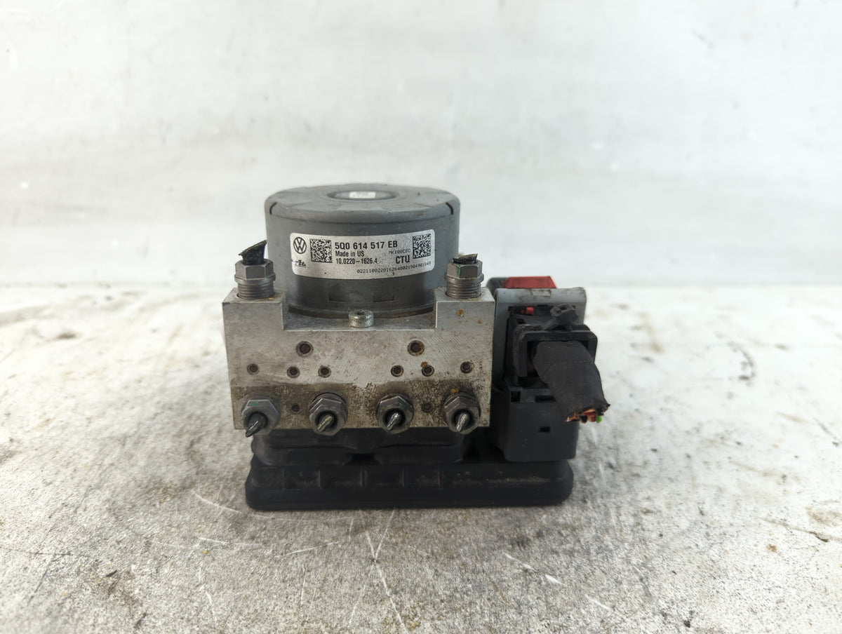 2019 Volkswagen Jetta Anti-Lock Brake ABS Pump Module Actuator OEM P/N:5Q0 614 517 EB Fits OEM Used Auto Parts - Oemusedauto