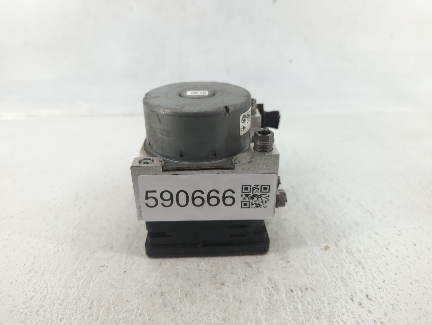 2019 Volkswagen Jetta City ABS Pump Control Module Replacement P/N:5Q0 614 517 EB Fits OEM Used Auto Parts - Oemusedautopart