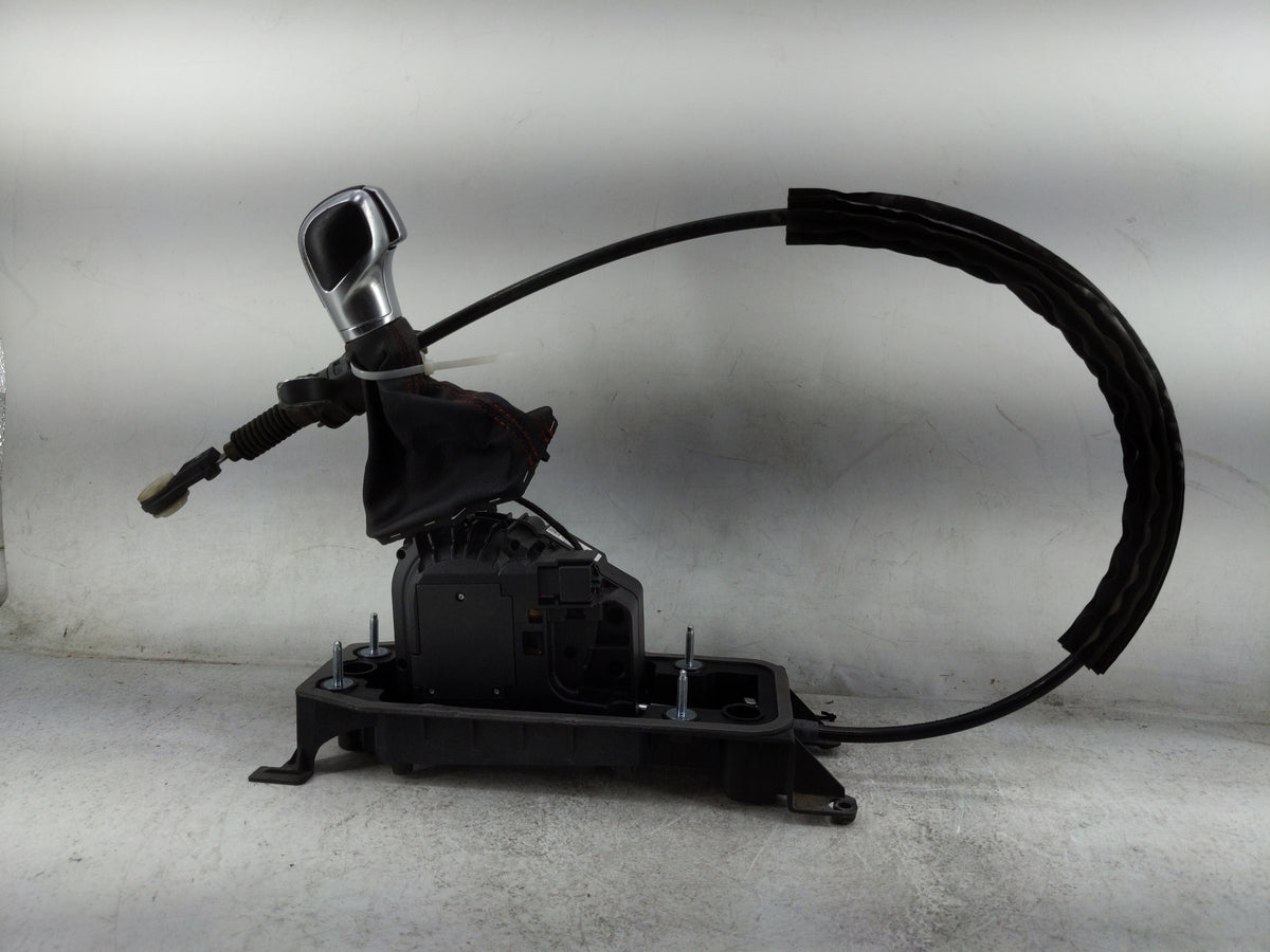 2019 Volkswagen Jetta Gli Floor Console Assembly Shifter - Oemusedautoparts1.com