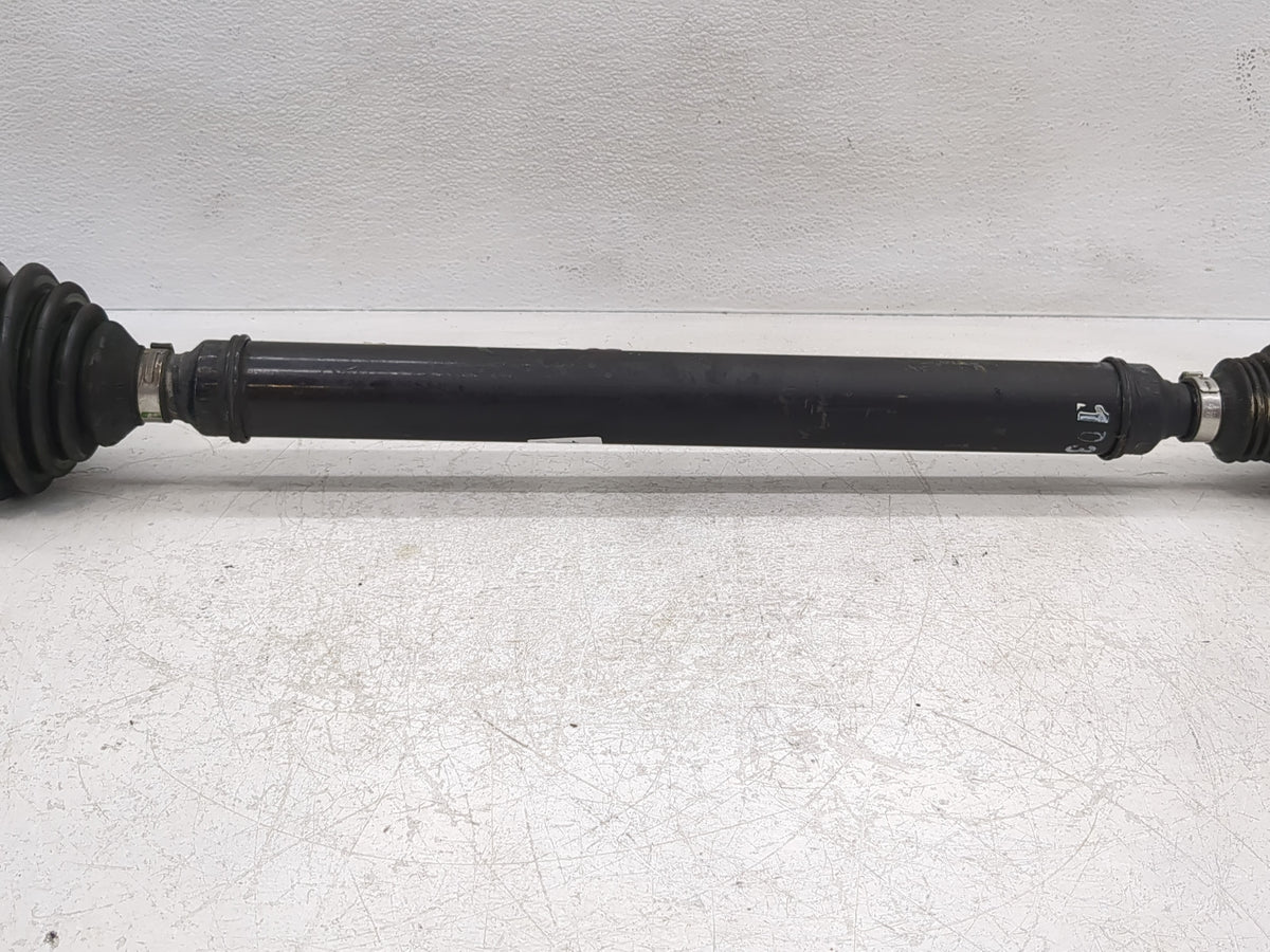 2014-2020 Volkswagen Passat Axle Shaft Front Passenger Cv C/v - Oemusedautoparts1.com