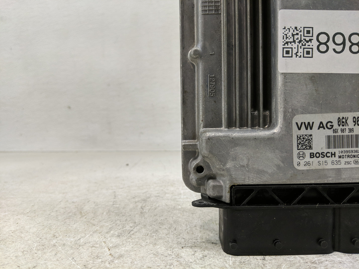 2019-2020 Volkswagen Passat PCM Engine Control Computer ECU ECM PCU OEM P/N:06K 907 309 Fits Fits 2019 2020 OEM Used Auto Pa