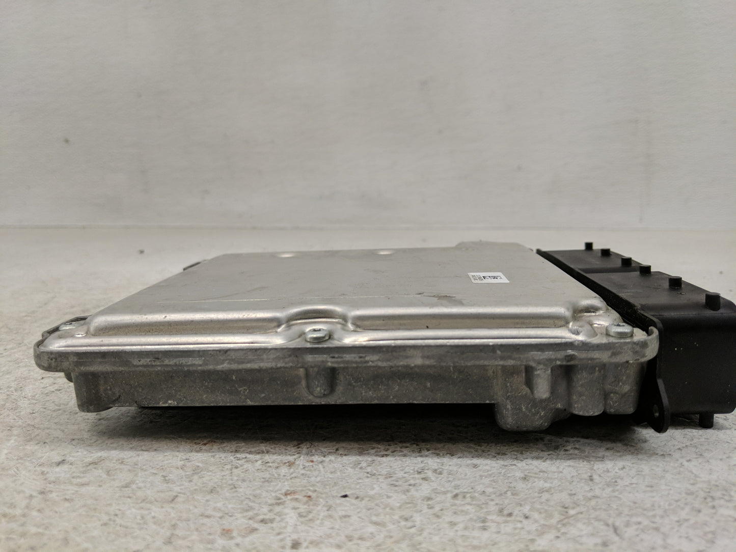 2019-2020 Volkswagen Passat PCM Engine Control Computer ECU ECM PCU OEM P/N:06K 907 309 Fits Fits 2019 2020 OEM Used Auto Pa