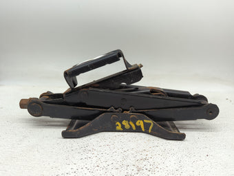 compare product 2019 Volkswagen Passat Spare Scissor Car Jack