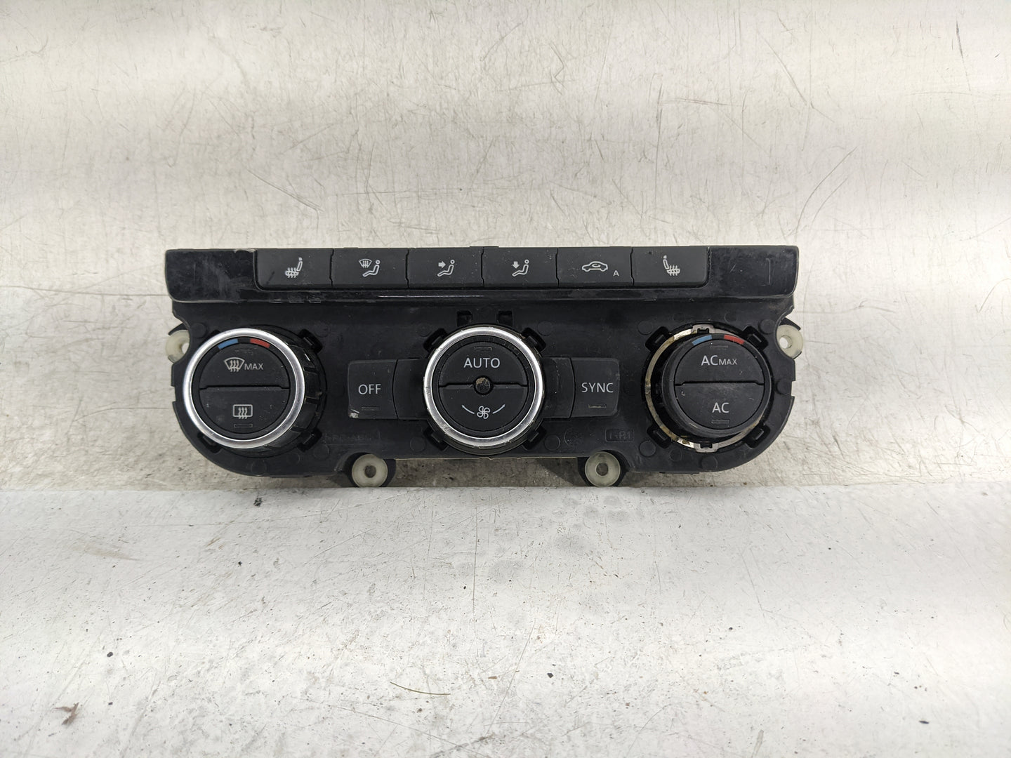 2016-2019 Volkswagen Passat Climate Control Module Temperature AC/Heater Replacement P/N:5HB 010 753 Fits Fits 2016 2017 201