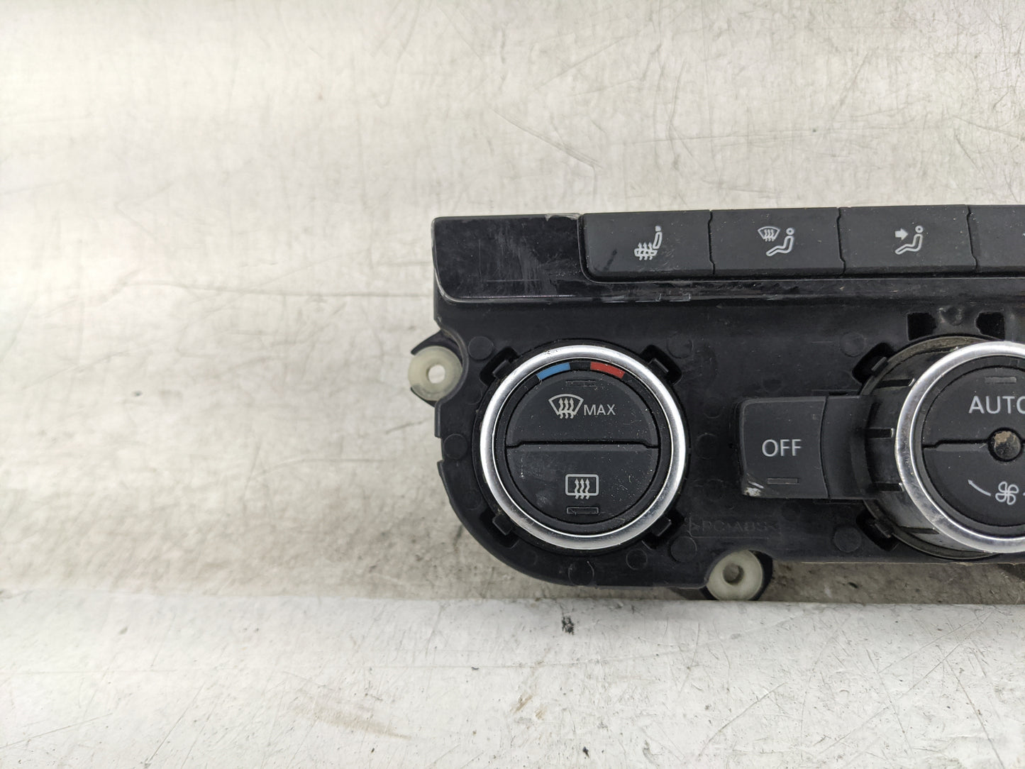 2016-2019 Volkswagen Passat Climate Control Module Temperature AC/Heater Replacement P/N:5HB 010 753 Fits Fits 2016 2017 201