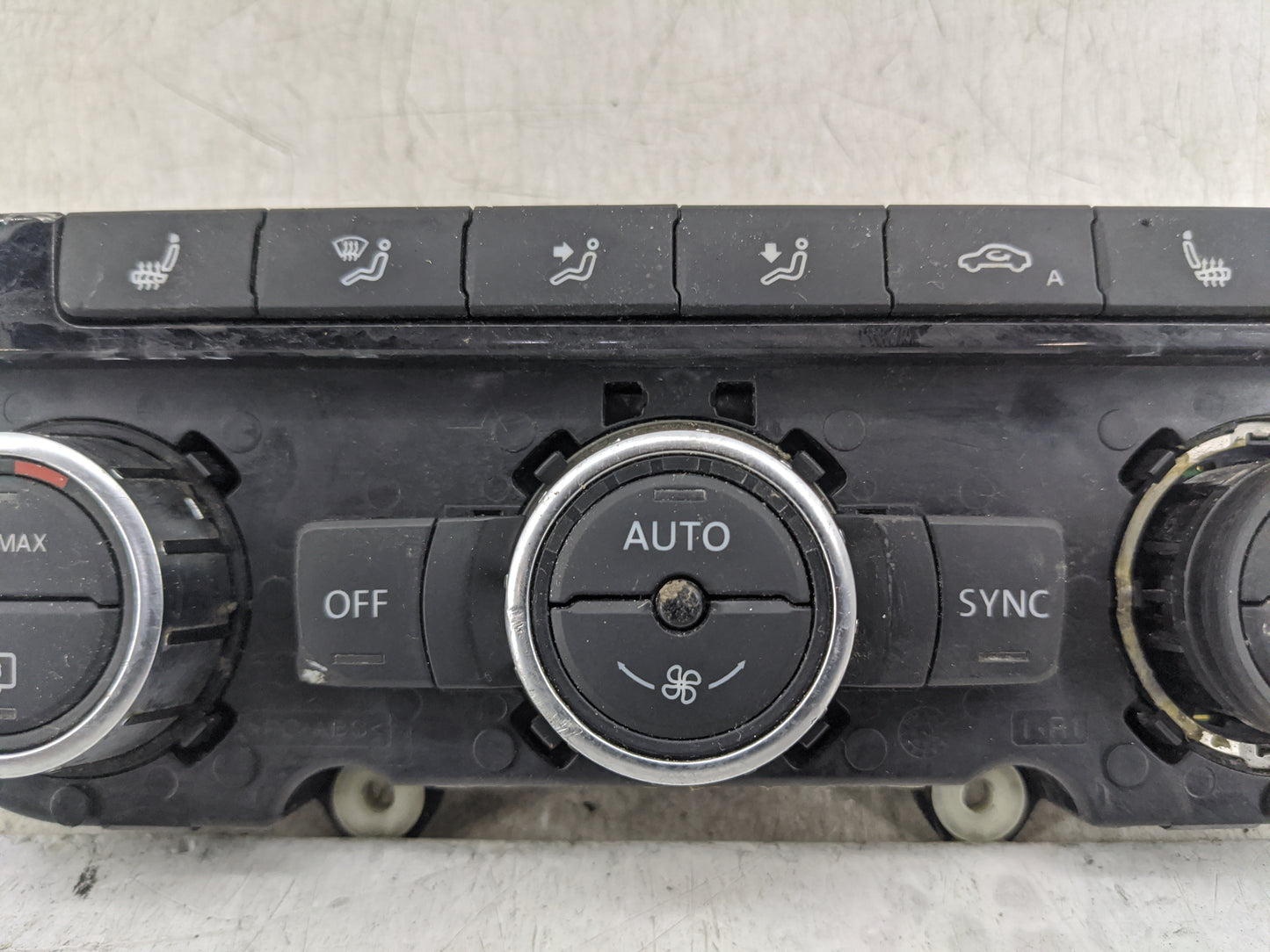 2016-2019 Volkswagen Passat Climate Control Module Temperature AC/Heater Replacement P/N:5HB 010 753 Fits Fits 2016 2017 201
