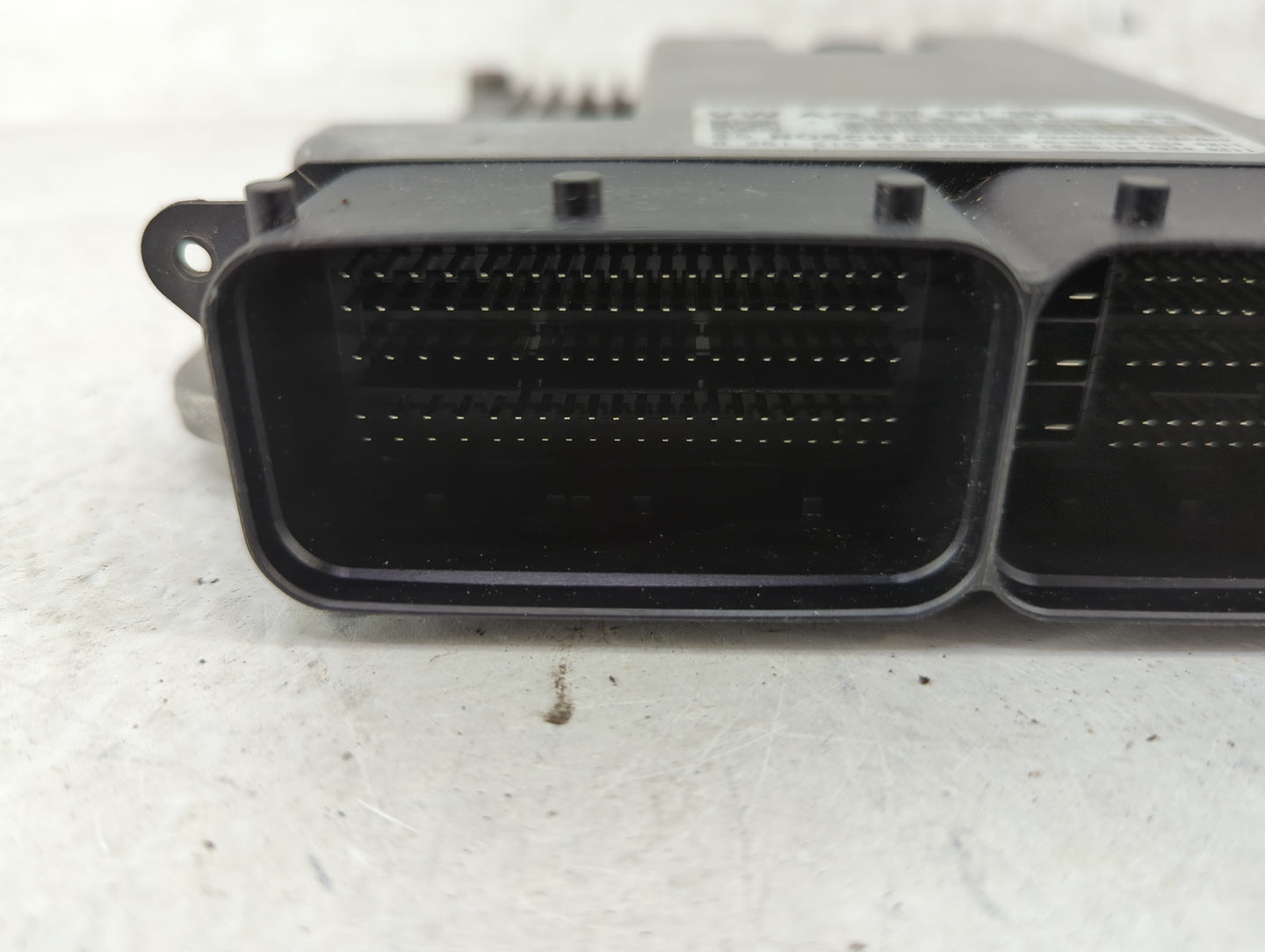 2019-2020 Volkswagen Passat PCM Engine Control Computer ECU ECM PCU OEM P/N:06K907309 1039S93620, 0261S15635 Fits Fits 2019 