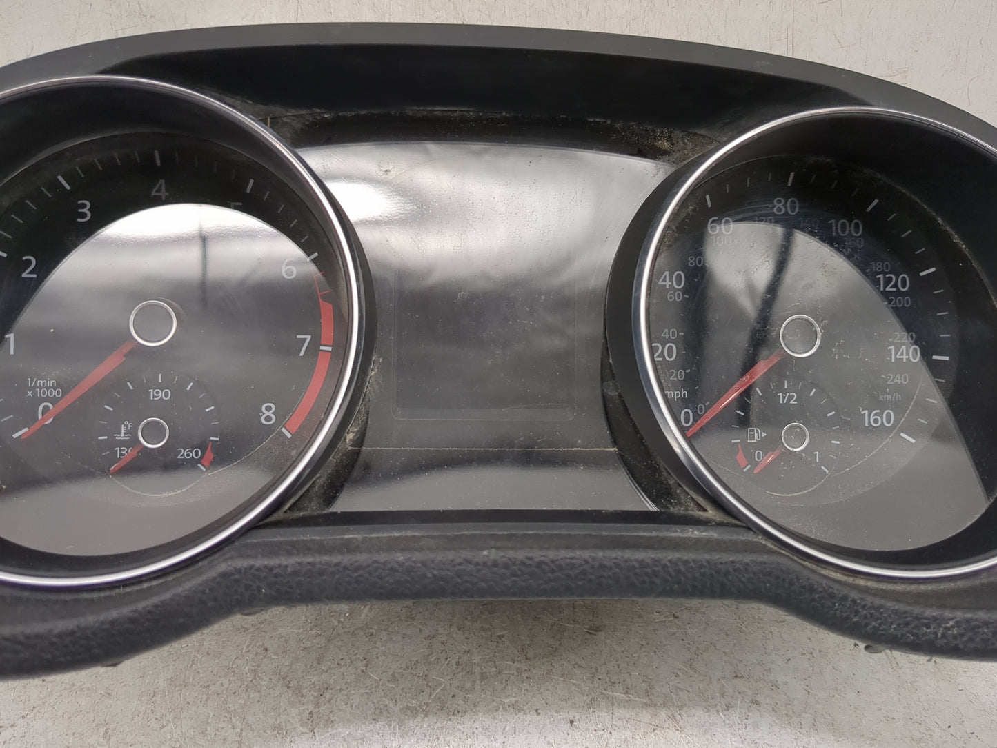 2019 Volkswagen Passat Instrument Cluster Speedometer Gauges P/N:A2C16177500 3703034376, 561920981D Miles: Fits OEM Used Aut