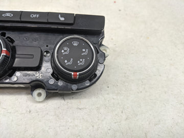 2019 Volkswagen Passat Climate Control Module Temperature AC/Heater Replacement P/N:5H8011898-09 561907426G Fits Fits 2016 2017 OEM Used Auto Parts