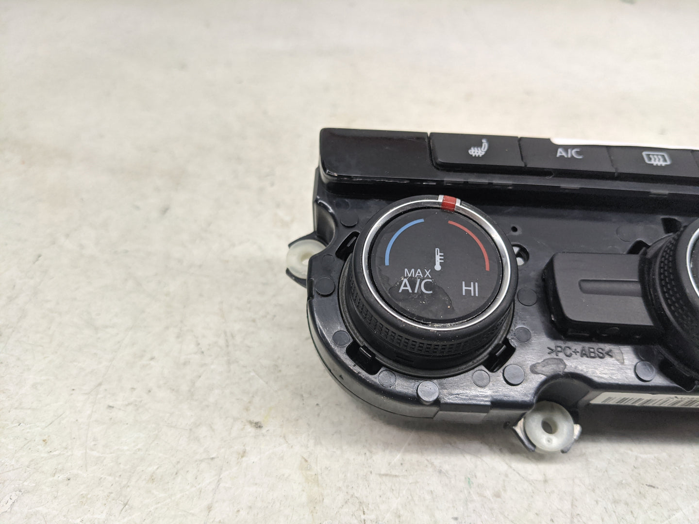 2019 Volkswagen Passat Climate Control Module Temperature AC/Heater Replacement P/N:5H8011898-09 561907426G Fits Fits 2016 2