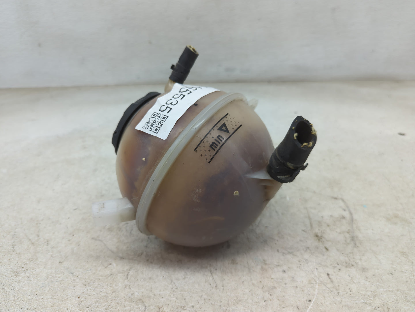 2006 Volkswagen Passat Radiator Coolant Overflow Expansion Tank Bottle 1465535 - Oemusedautoparts1.com