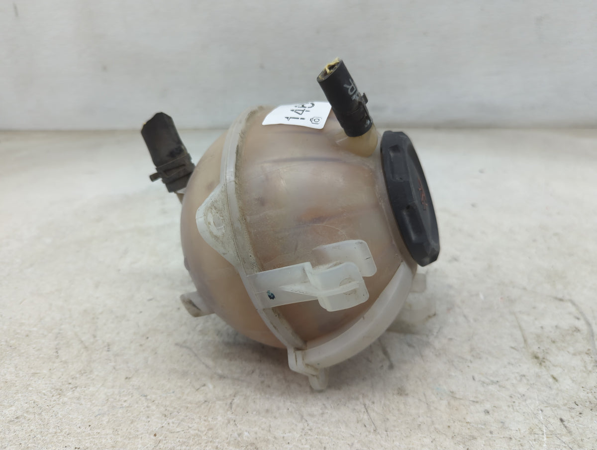 2006 Volkswagen Passat Radiator Coolant Overflow Expansion Tank Bottle 1465535 - Oemusedautoparts1.com