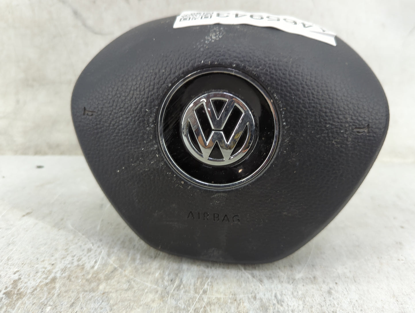 2018-2019 Volkswagen Passat Air Bag Driver Left Steering Wheel Mounted - Oemusedautoparts1.com