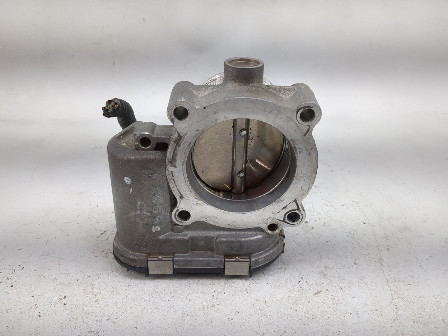 2018-2020 Volkswagen Passat Throttle Body P/N:06K133062AG 0280750734 Fits Fits 2018 2019 2020 2021 2022 OEM Used Auto Parts 