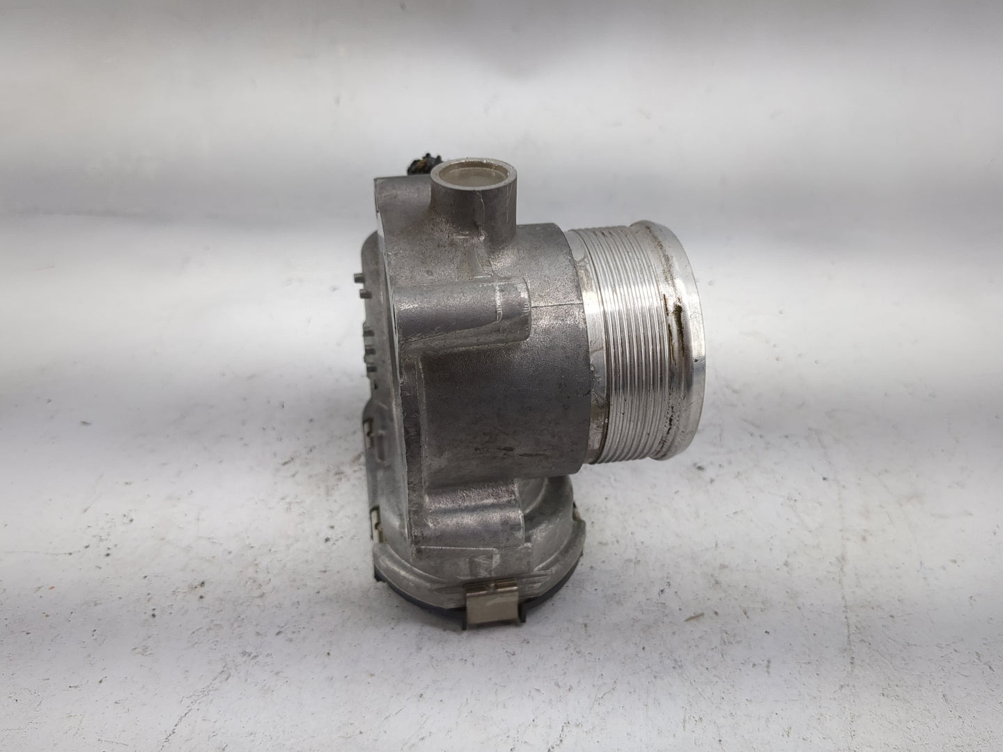 2018-2020 Volkswagen Passat Throttle Body P/N:06K133062AG 0280750734 Fits Fits 2018 2019 2020 2021 2022 OEM Used Auto Parts 