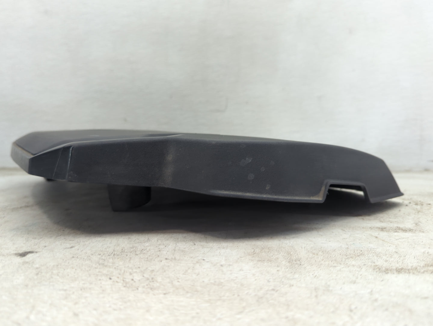 2019 Volkswagen Passat Engine Cover Black - Oemusedautoparts1.com