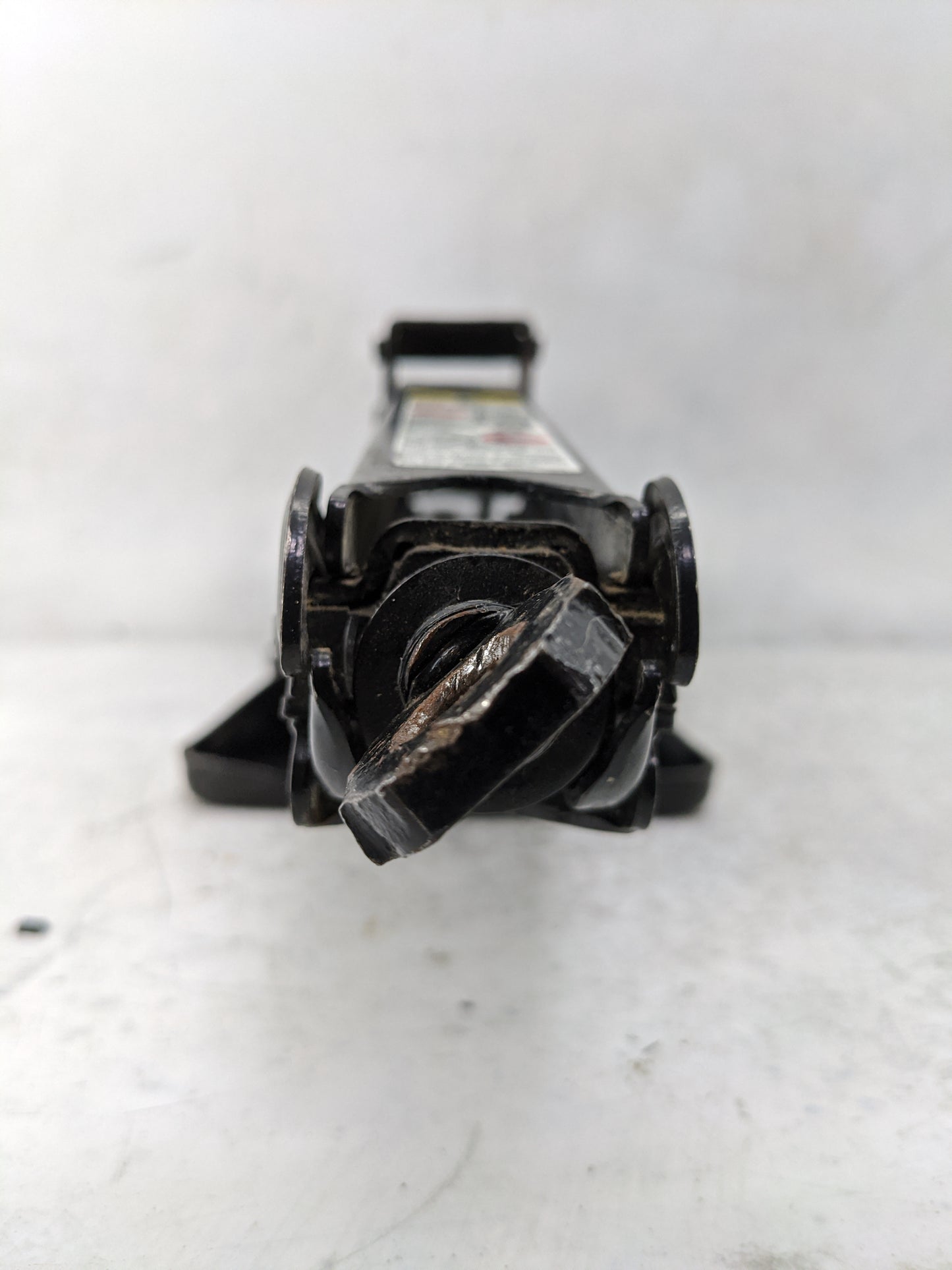 2019 Volkswagen Passat Spare Scissor Car Jack Black - Oemusedautoparts1.com