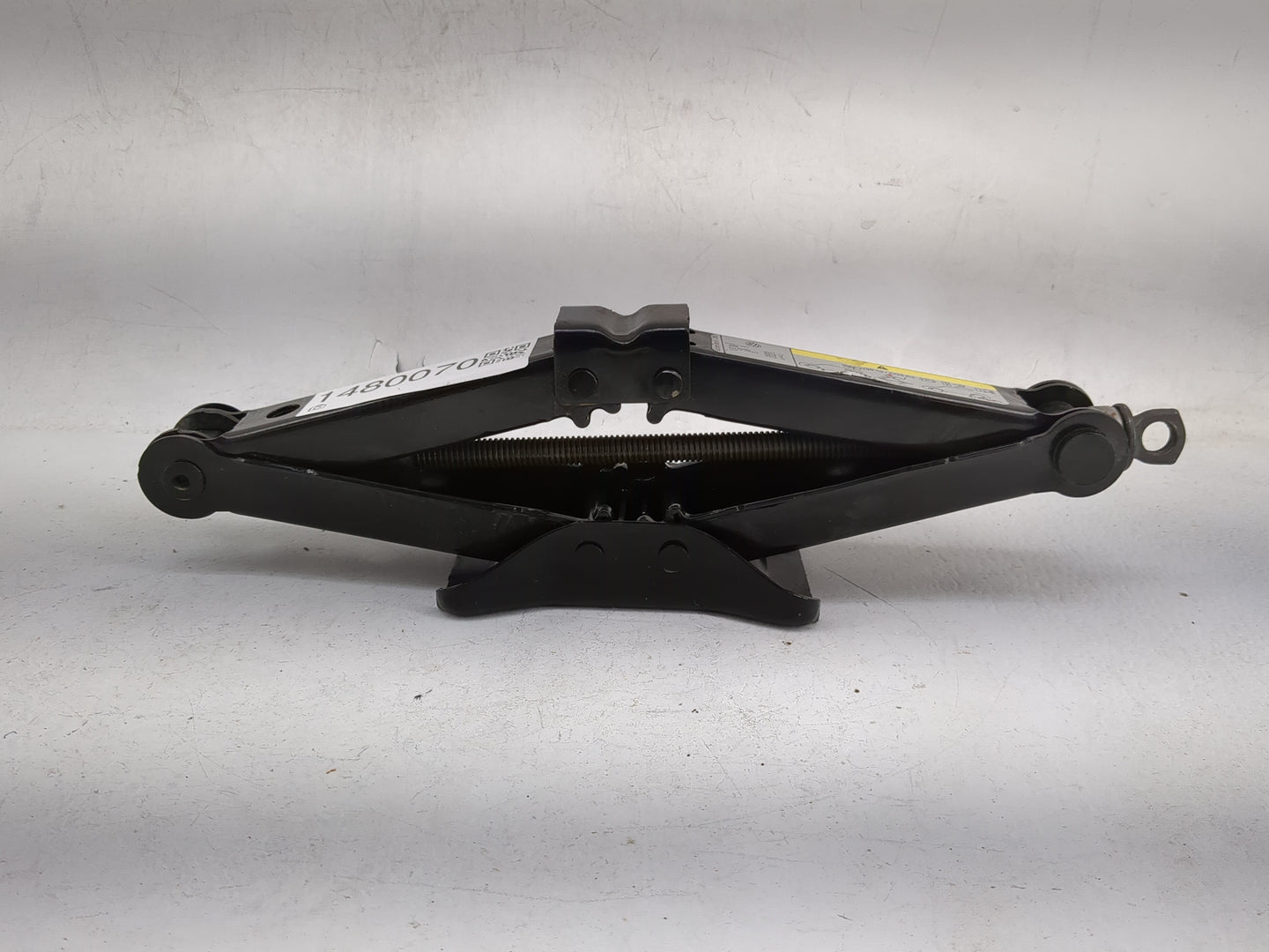 2019 Volkswagen Passat Spare Scissor Car Jack Black 1480070 - Oemusedautoparts1.com