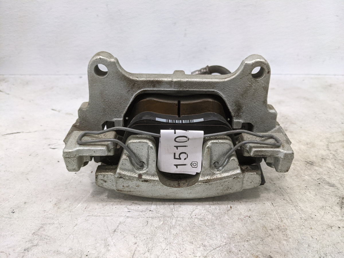 2019 Volkswagen Passat Front Passenger Right Brake Caliper - Oemusedautoparts1.com