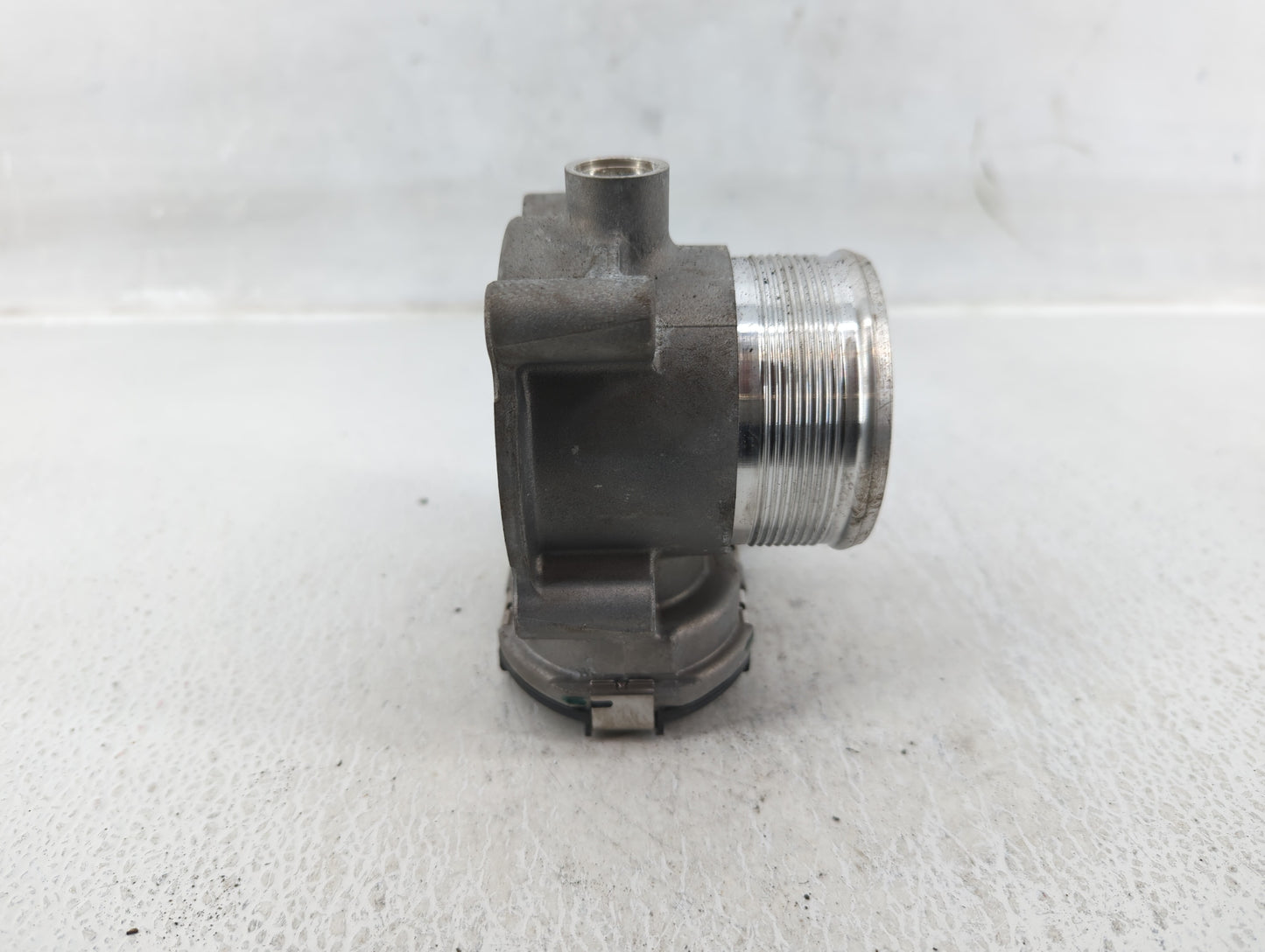 2018-2020 Volkswagen Passat Throttle Body P/N:06K 133 062 AG Fits Fits 2018 2019 2020 2021 2022 OEM Used Auto Parts - Oemuse