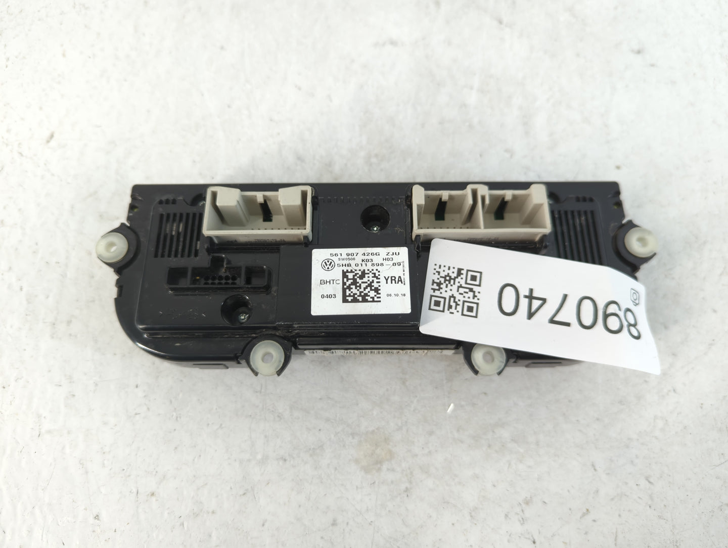 2019 Volkswagen Passat Climate Control Module Temperature AC/Heater Replacement P/N:561 907 426 G Fits Fits 2016 2017 OEM Us