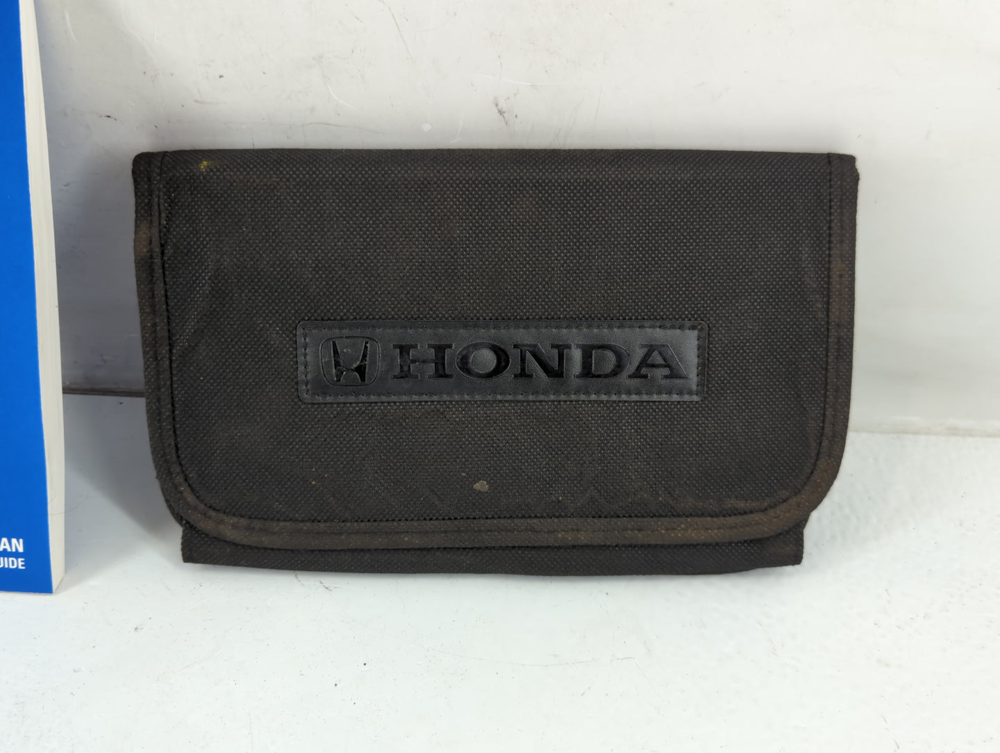 2019 Volkswagen Sedan Owners Manual Book Guide P/N:00X31-TBA-G300 OEM Used Auto Parts - Oemusedautoparts1.com