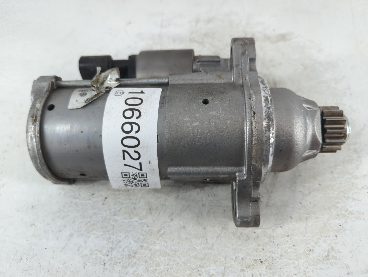 2018-2022 Volkswagen Tiguan Car Starter Motor Solenoid OEM P/N:20230111 02M 911 022 F Fits Fits 2018 2019 2020 2021 2022 OEM