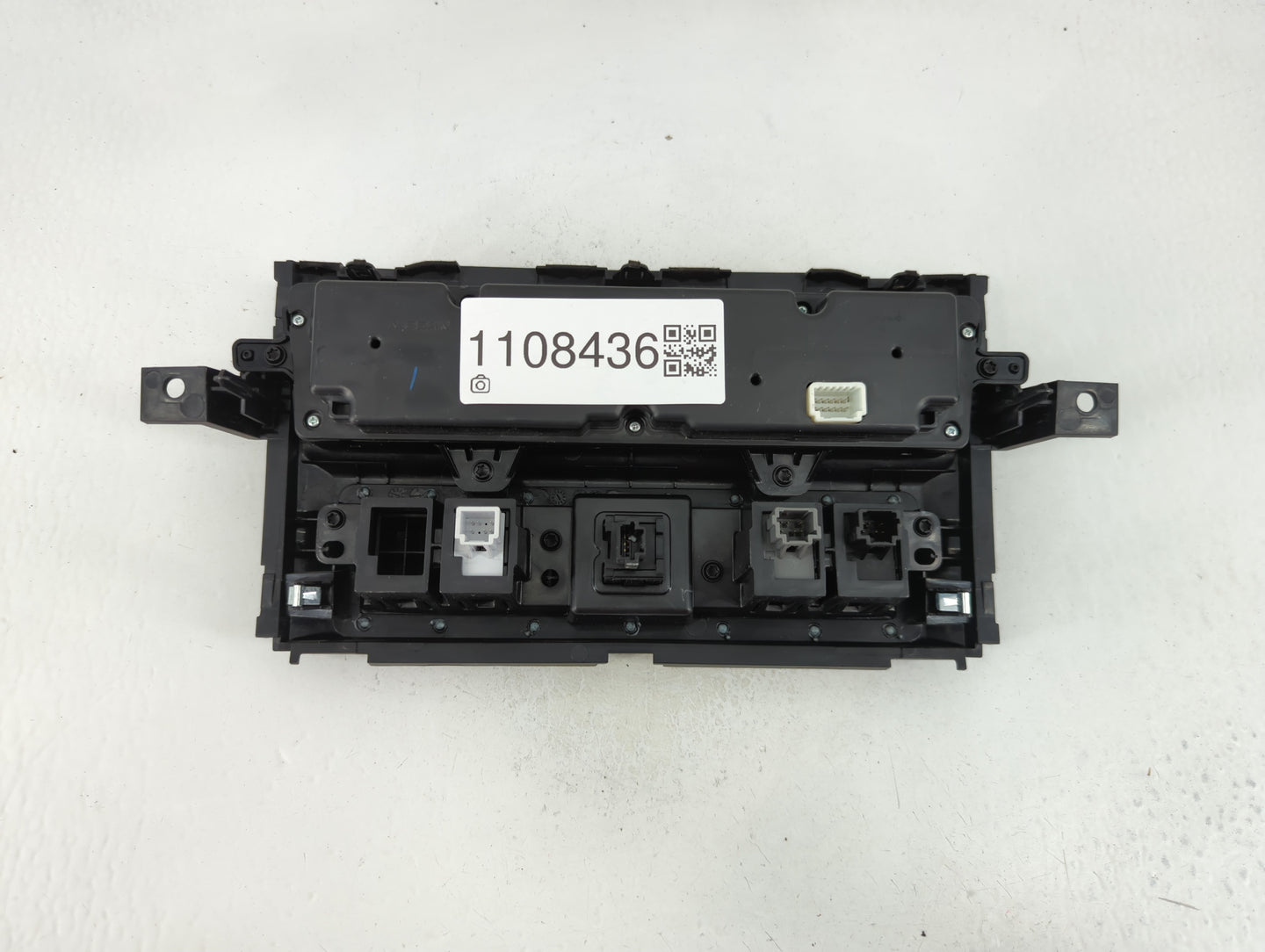 2019 Volkswagen Tiguan Climate Control Module Temperature AC/Heater Replacement P/N:27500 EZ20B Fits OEM Used Auto Parts - O