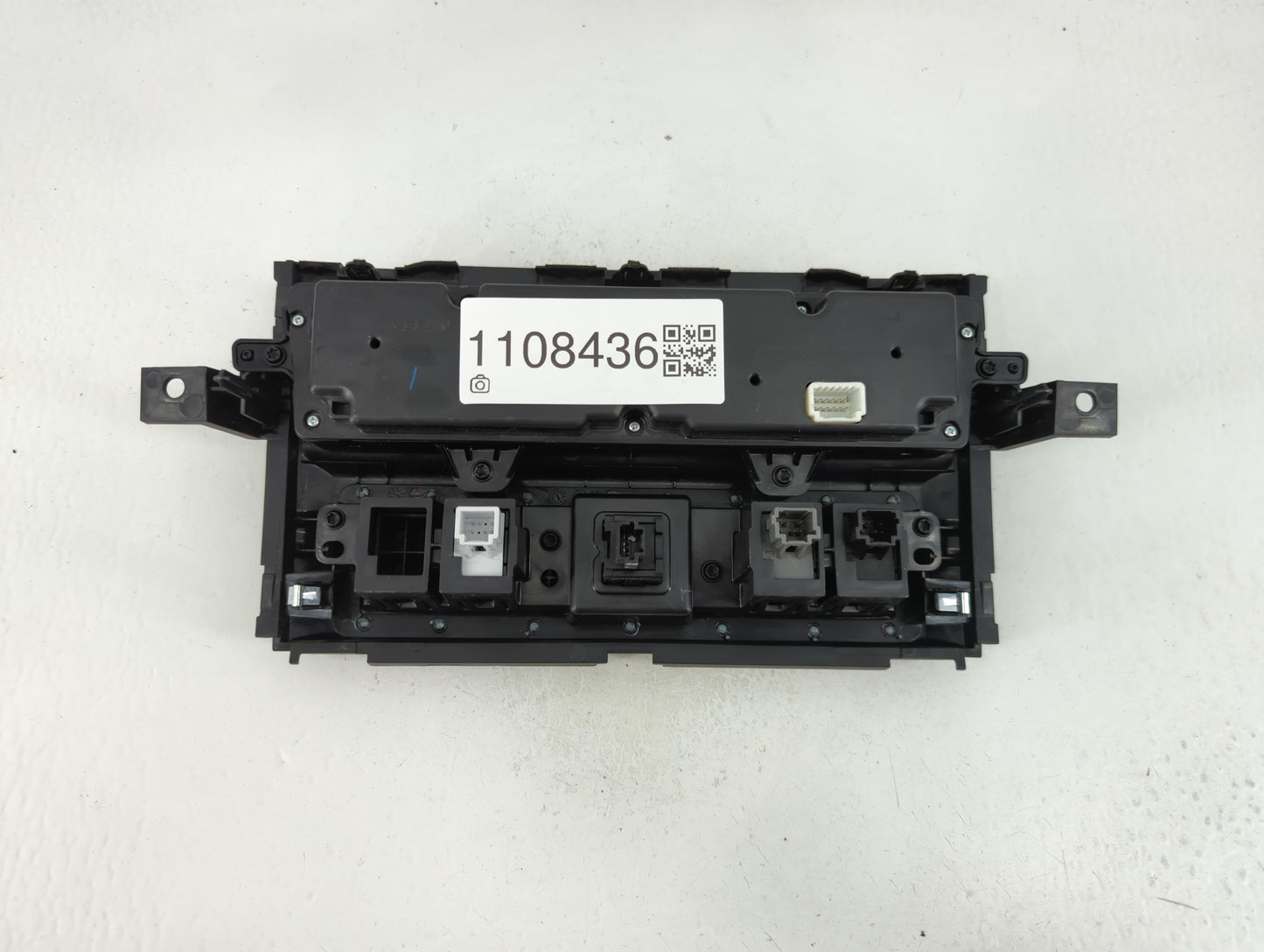 2019 Volkswagen Tiguan Climate Control Module Temperature AC/Heater Replacement P/N:27500 EZ20B Fits OEM Used Auto Parts - O