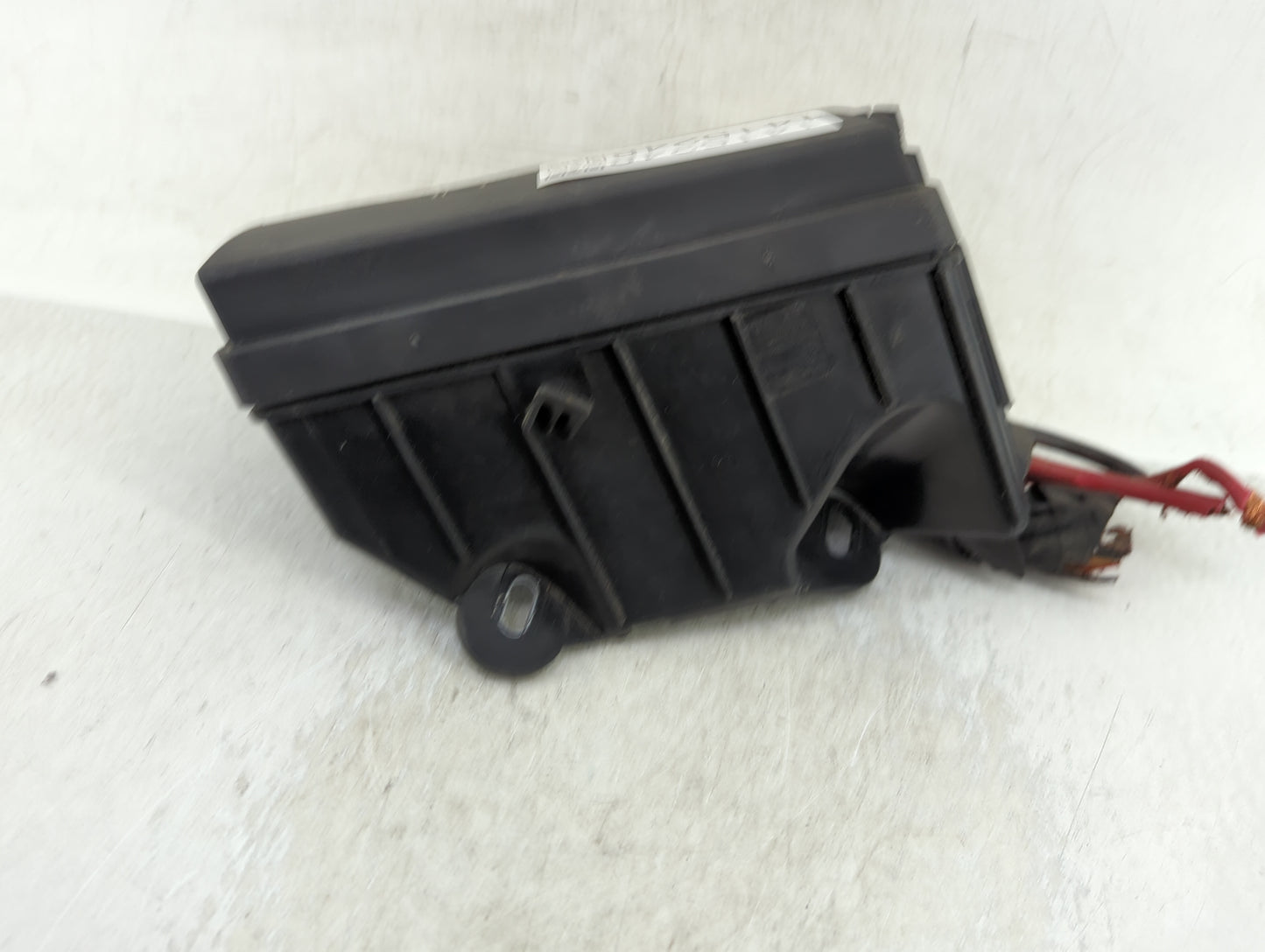 2018-2022 Volkswagen Tiguan Fusebox Fuse Box Panel Relay Module Fits Fits 2015 2016 2017 2018 2019 2020 2021 2022 OEM Used A