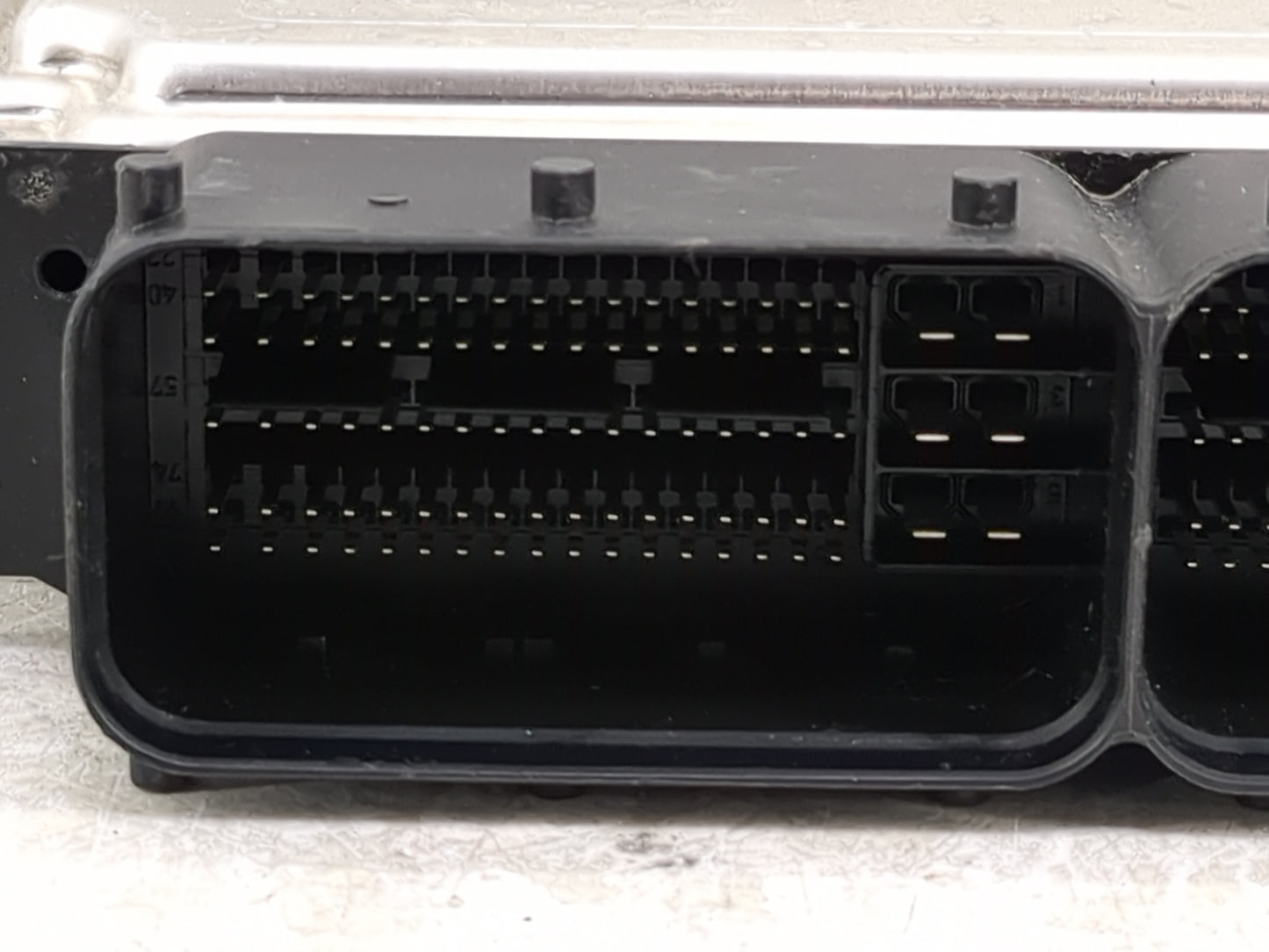 2018-2020 Volkswagen Tiguan PCM Engine Control Computer ECU ECM PCU OEM P/N:06L 907 309 B 0 261 S12 720 Fits Fits 2018 2019 
