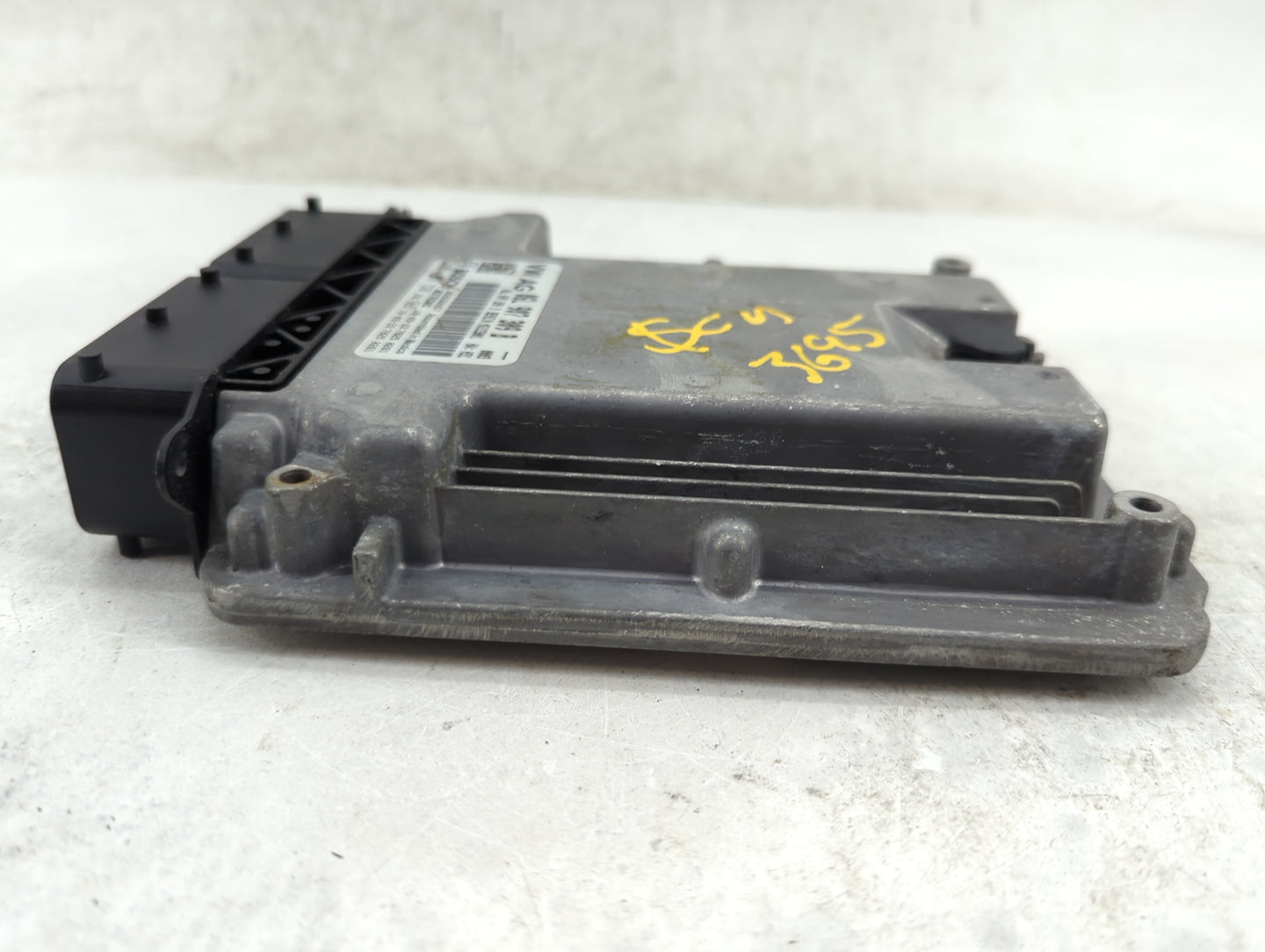 2018-2020 Volkswagen Tiguan PCM Engine Control Computer ECU ECM PCU OEM P/N:06L907309B Fits Fits 2018 2019 2020 OEM Used Aut