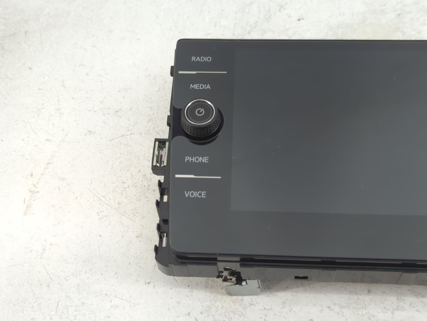 2018-2022 Volkswagen Tiguan Information Display Screen 1469228 - Oemusedautoparts1.com