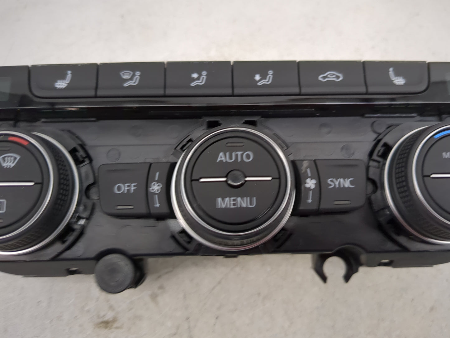 2018-2020 Volkswagen Tiguan Climate Control Module Temperature AC/Heater Replacement P/N:5NN.907.044.M 5NN907044M Fits OEM U