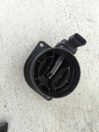 compare product 2018-2022 Volkswagen Tiguan Mass Air Flow Meter Maf 1487317