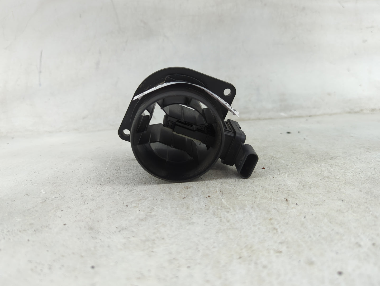 2018-2022 Volkswagen Tiguan Mass Air Flow Meter Maf 1488271 - Oemusedautoparts1.com