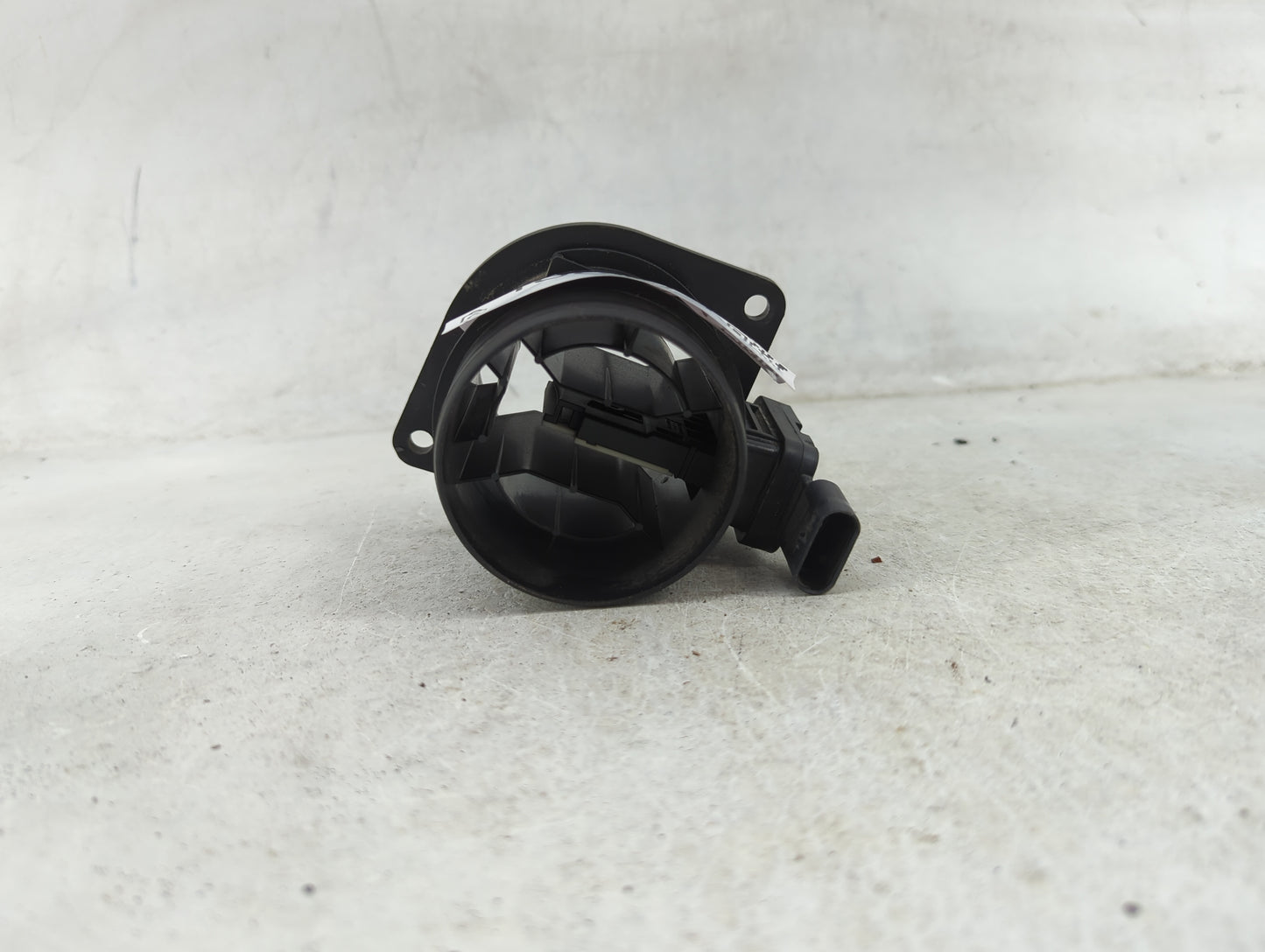 2018-2022 Volkswagen Tiguan Mass Air Flow Meter Maf 1488271 - Oemusedautoparts1.com