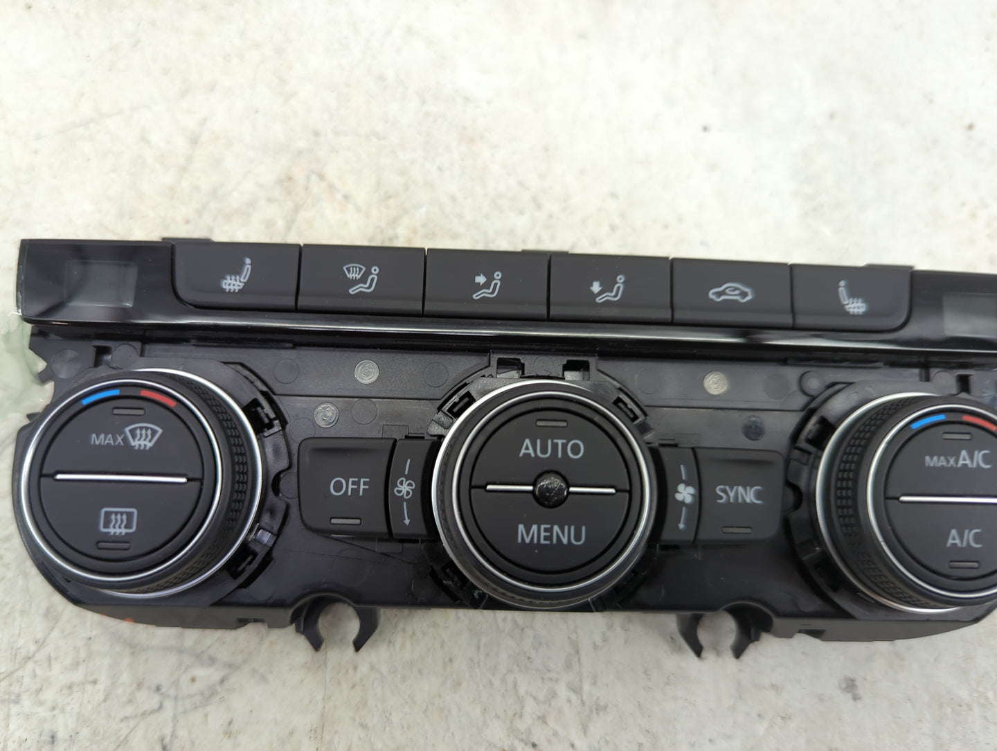 2019-2020 Volkswagen Tiguan Climate Control Module Temperature AC/Heater Replacement P/N:5NN907044M 5NN.907.044.M Fits OEM U