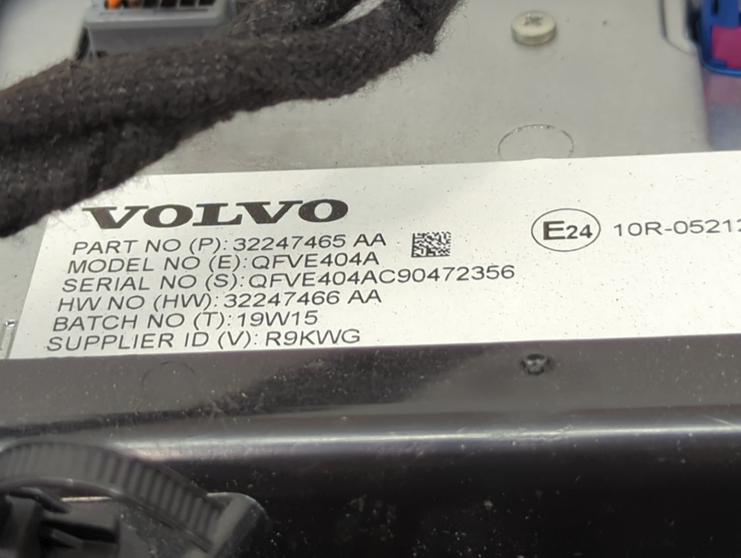 2019-2020 Volvo S60 Information Display Screen 1469306 - Oemusedautoparts1.com