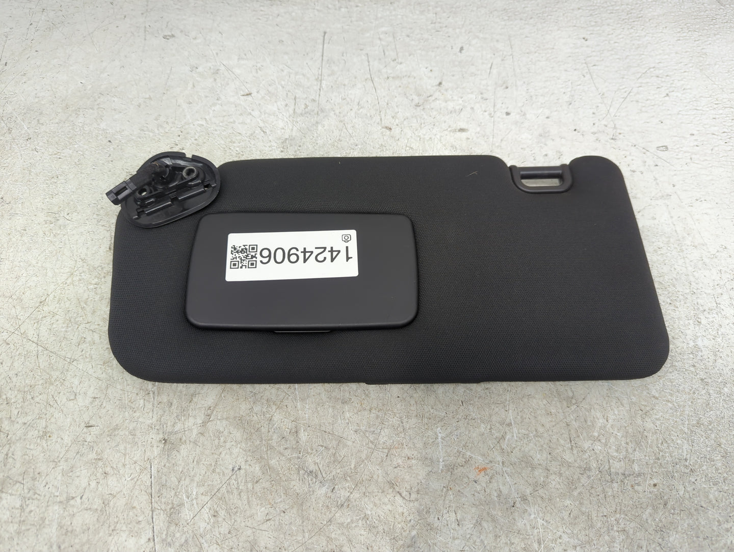2019 Volvo Wx Sun Visor Shade Replacement Driver Left Mirror Fits OEM Used Auto Parts - Oemusedautoparts1.com